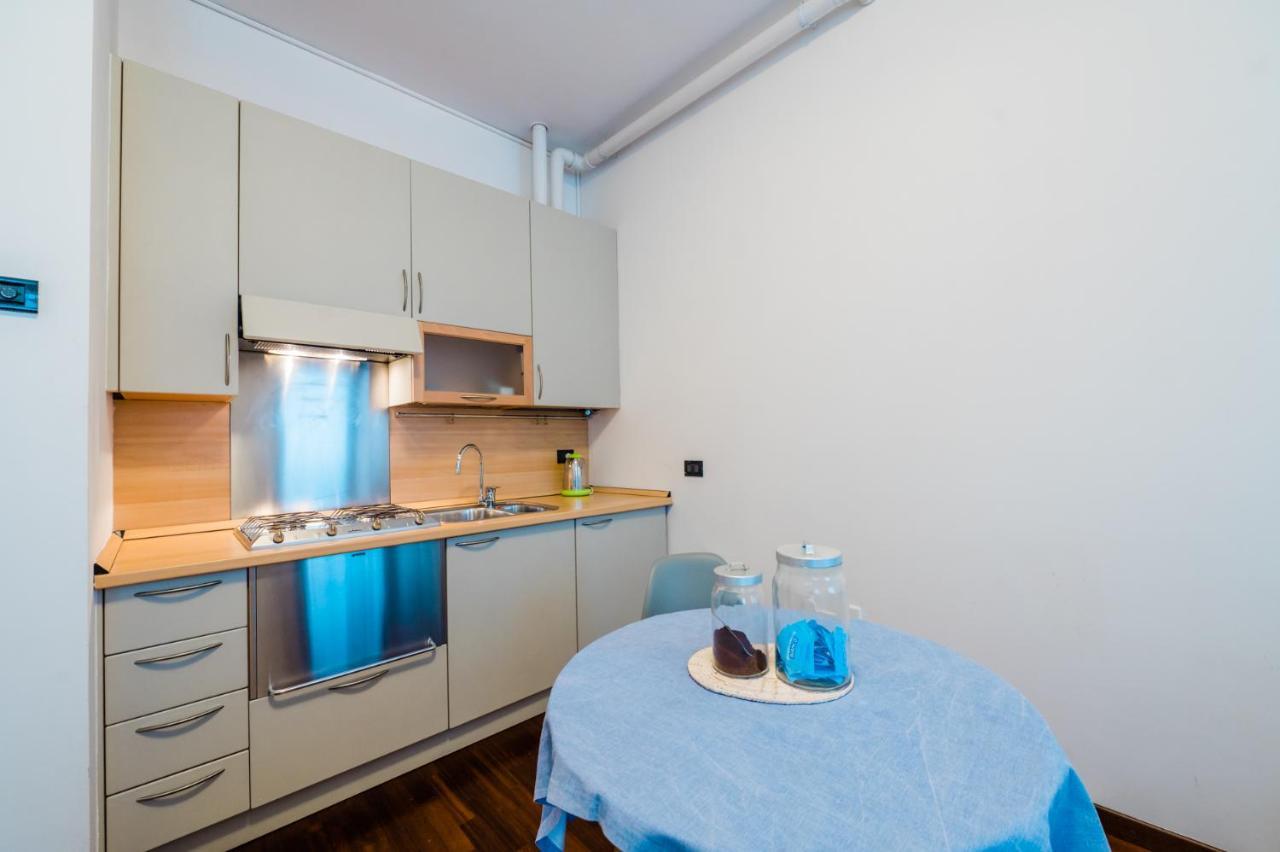 P&P Atmosfera Apartment Bergamo Bagian luar foto