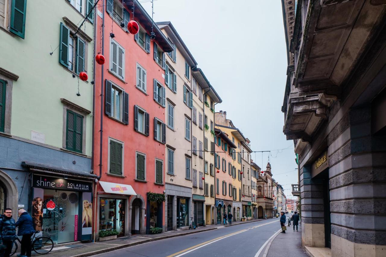 P&P Atmosfera Apartment Bergamo Bagian luar foto